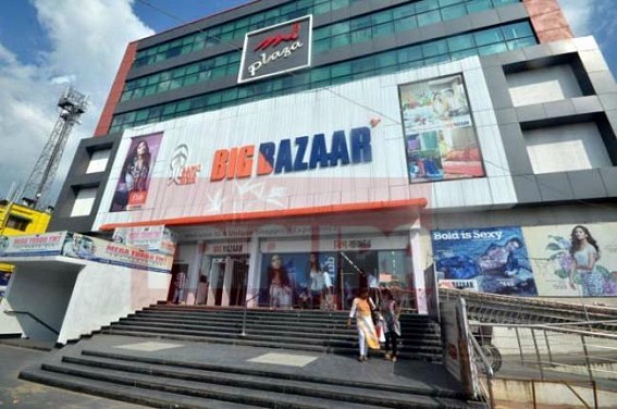 Agartala Shopping malls remained cold with Card payment 